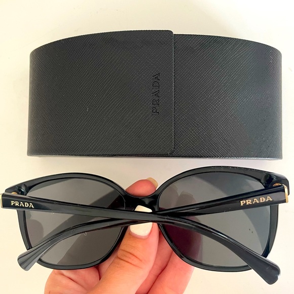 Prada Sunglasses with case - Picture 2 of 2
